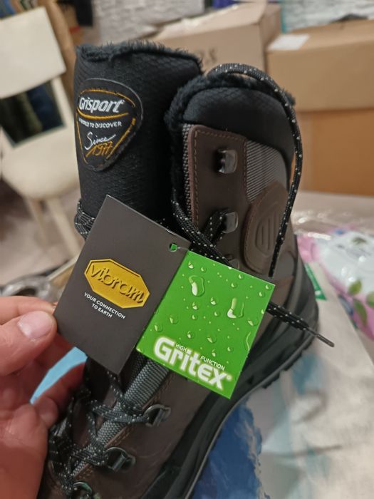 Gri Sport обувки за лов и туризъм, нови