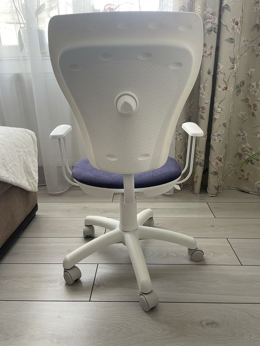 Scaun de birou pentru copii