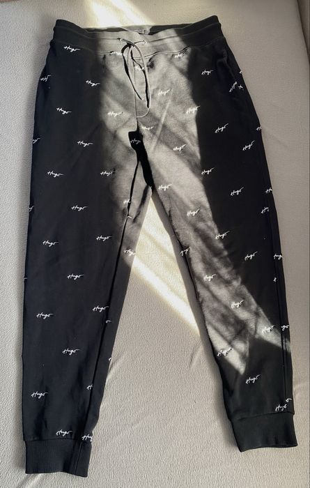 Чисто нов Hugo Boss екип – Размер M