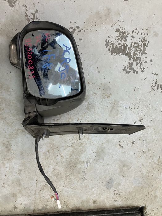 Тайота Эстима, левое зеркало