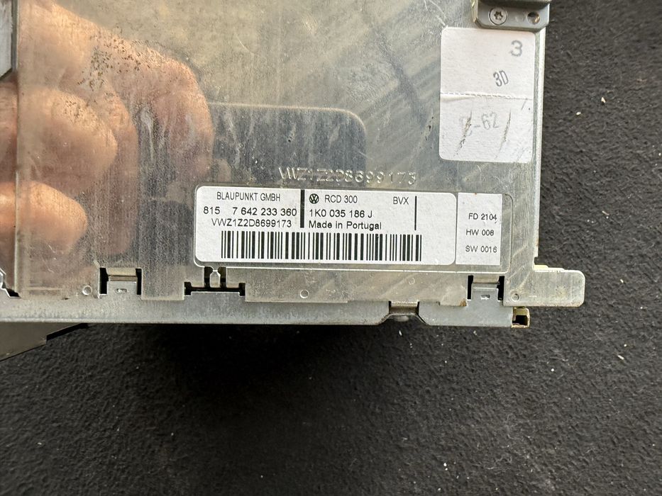 Оригинален CD радио касетофон Volkswagen touran Golf Caddy rdc300