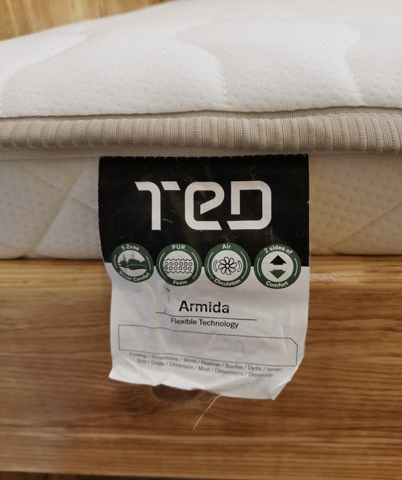 Легло приста (масив) с еднолицев матрак TED