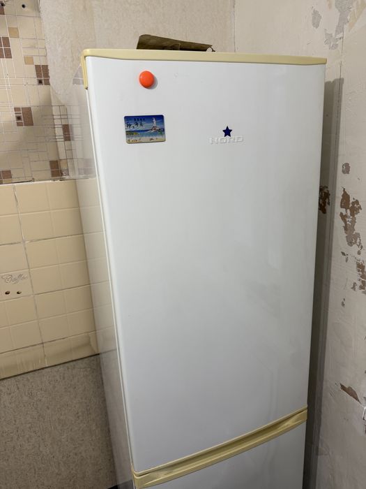 Продам холодильник