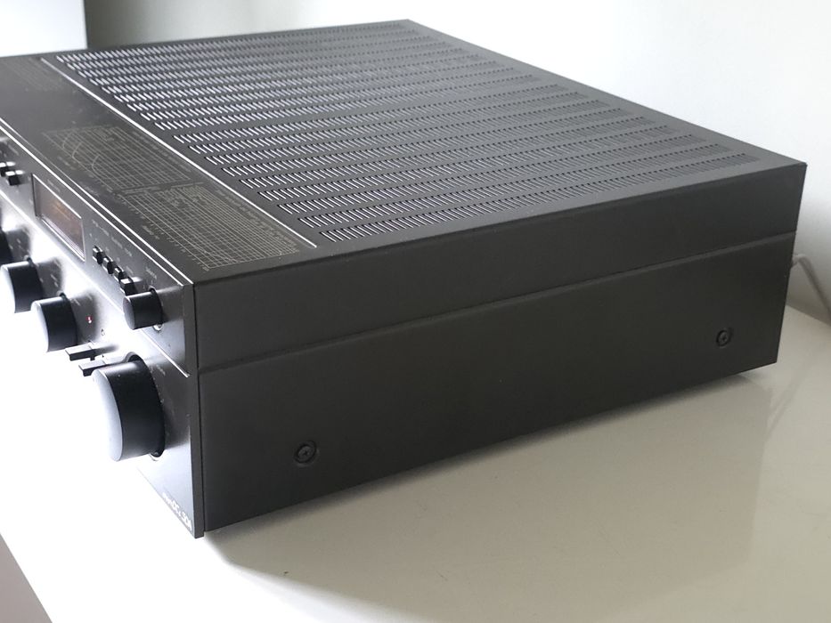 Technics SU-8099K stereo integrated amplifier