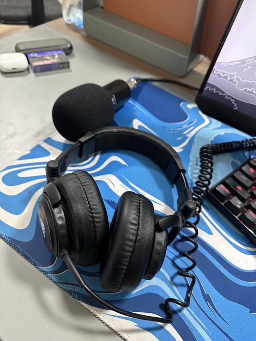 Наушники + микрофон (без стойки)