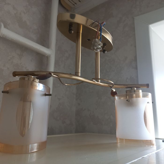 Люстра состояние хорошее