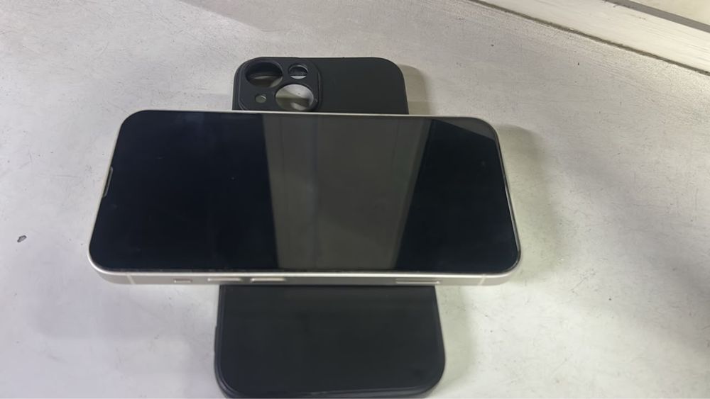 Продам iPhone 14, 256 в идеале