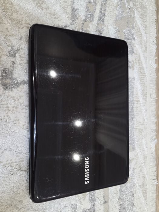 Продам ноутбук Samsung