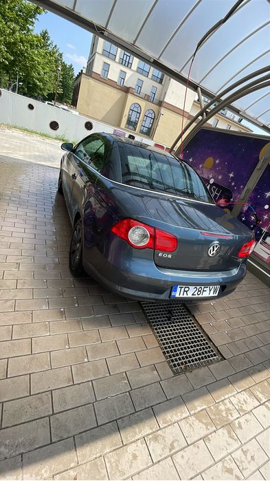 Vând Volkswagen Eos