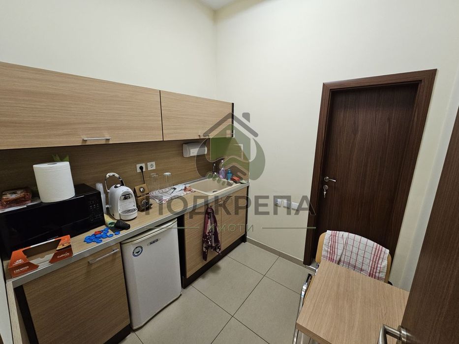 Дава се под наем Офис в Пловдив, Център - 100 кв.м за 1022 € - Снимка #7
