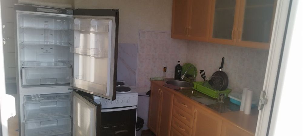 Продам 2 комн кв центр