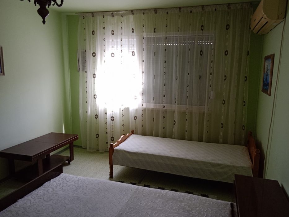 Дава се под наем Едностаен апартамент в Елхово - 43 кв.м за 153 € - Снимка #2