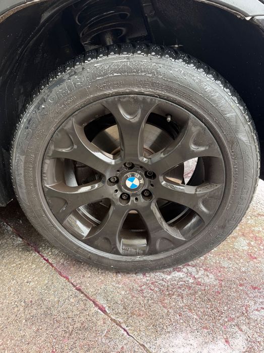 Джанти с зимни гуми за бмв е53