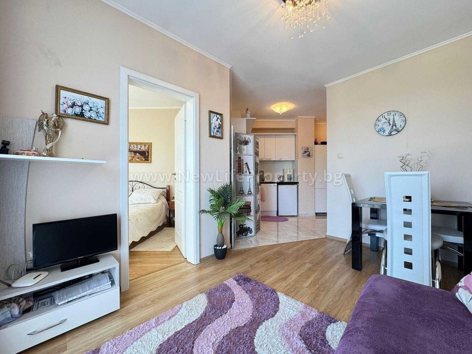 Продава се Двустаен апартамент в к.к. Слънчев бряг - 49 кв.м за 2143 €/кв.м - Снимка #8