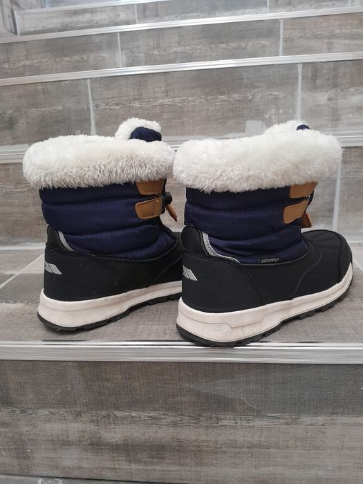 Зимни боти Ratho с еко пух Trespass
Зимни боти Ratho с еко пухTrespass