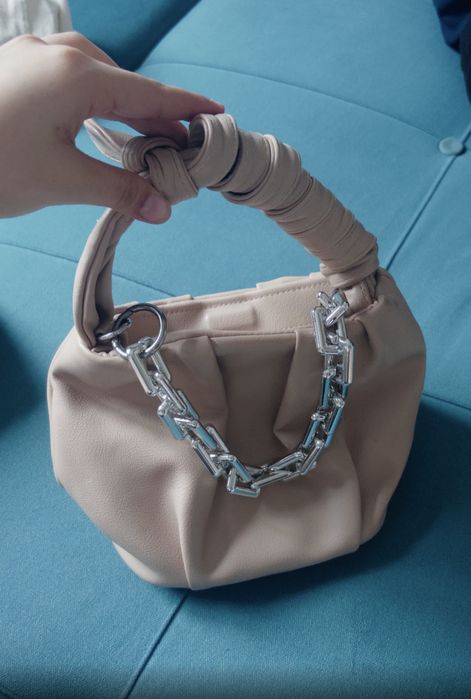 Сумка бежевый,почти новый