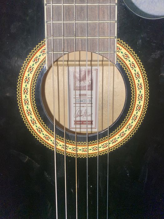 Gitara Ashton CG 44CEQ BK