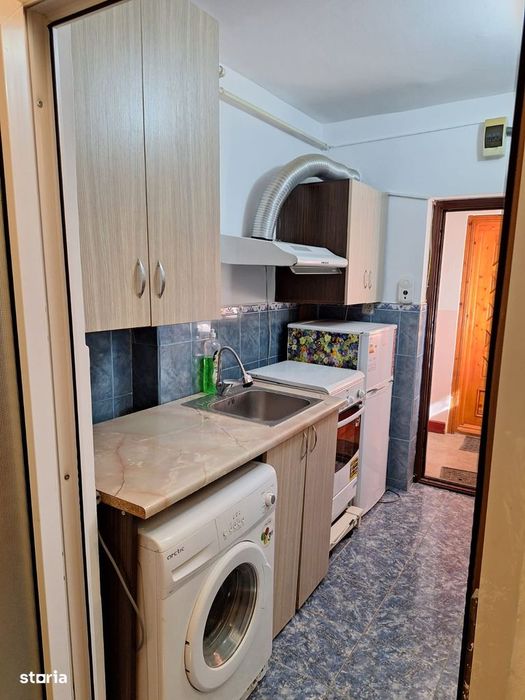 Vând cameră de cămin zona Concas oraș Buzău