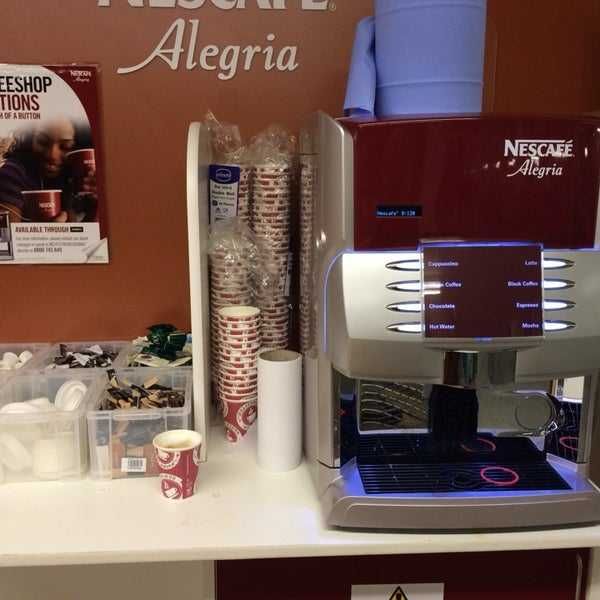 Кафе машина Nescafe Alegria A860 с кафе на зърна