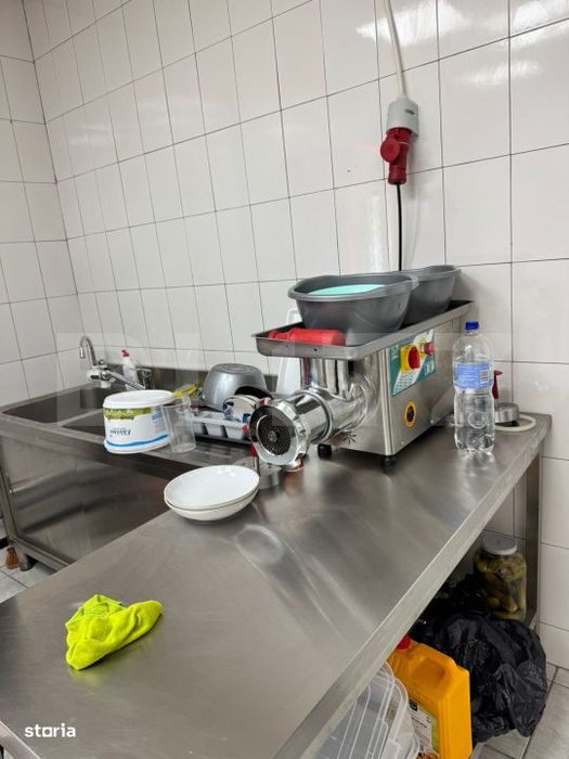 Afacere la cheie, 80 mp, zona Craiovita Noua
