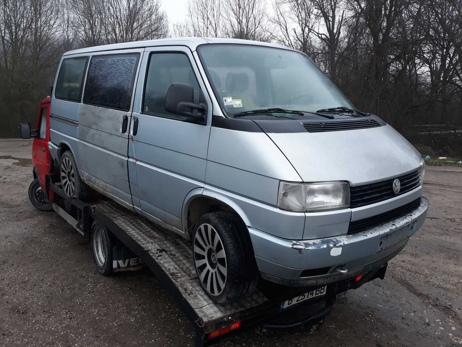 Фолксваген Транспортер Т4 2.4 VW Transporter Т4 2.4 САМО НА ЧАСТИ