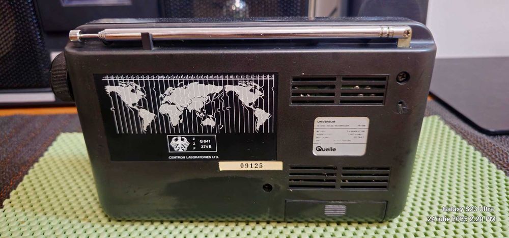 Radio portabil UNIVERSUM