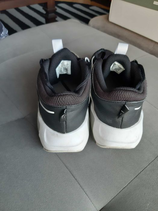 Nike маратонки за момче