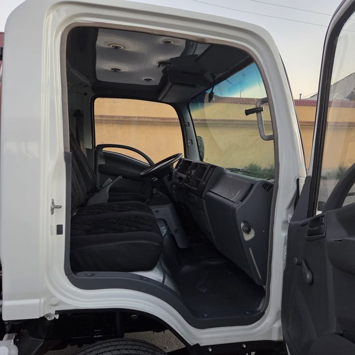 Isuzu assenizator gavnovoz sotiladi