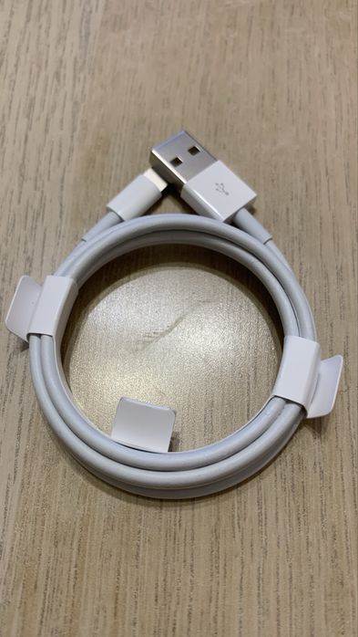 Кабель USB 2.0 - Lightning , Apple, 1м (MXLY2ZM/A)