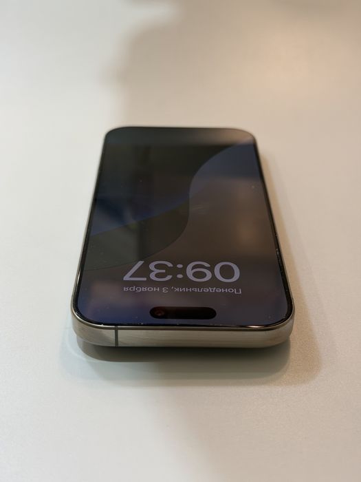 Iphone 16 pro 1TB 90% , с симкартой
