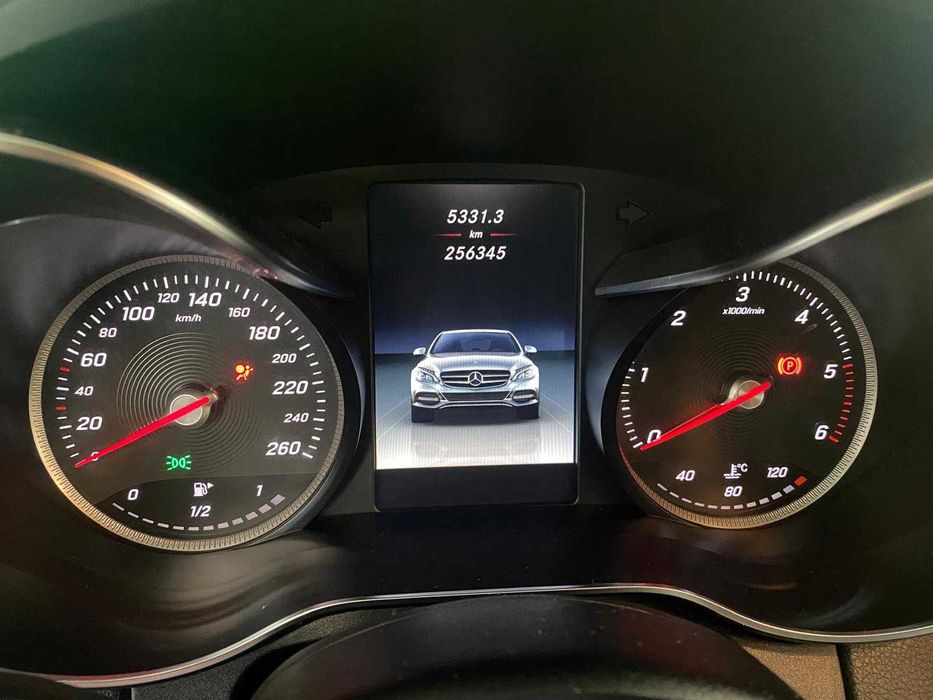 Mercedes-Benz C 220D W205