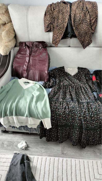 Все вещи по 2500 тг