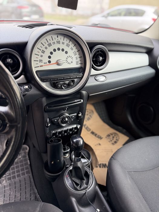 Mini cooper 2012 AUTOMATIC