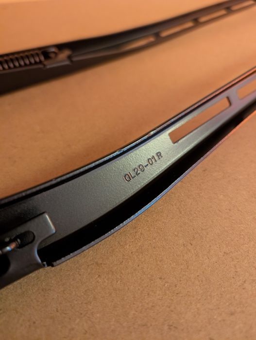 Brat stergator brațe stergatoare stanga/dreapta fata  Audi A4 B6/B7 
P