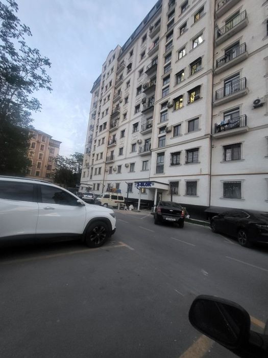 Продается Чилонзор 24 квартал 1*2/4/9