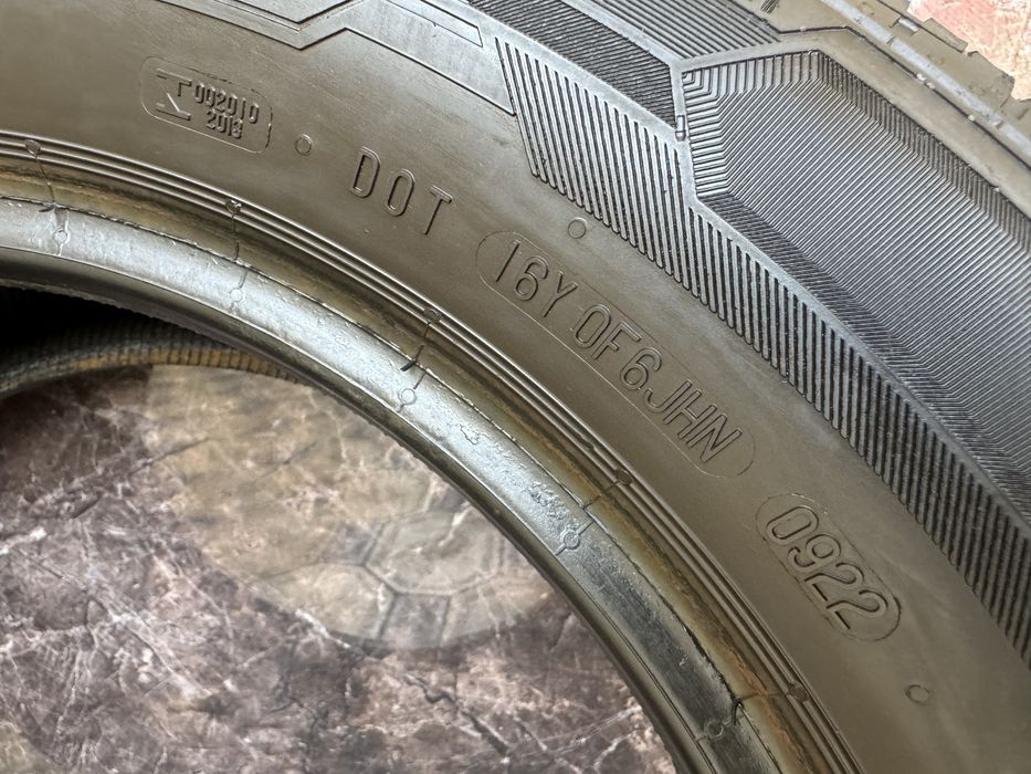 Летний шины 2-штук