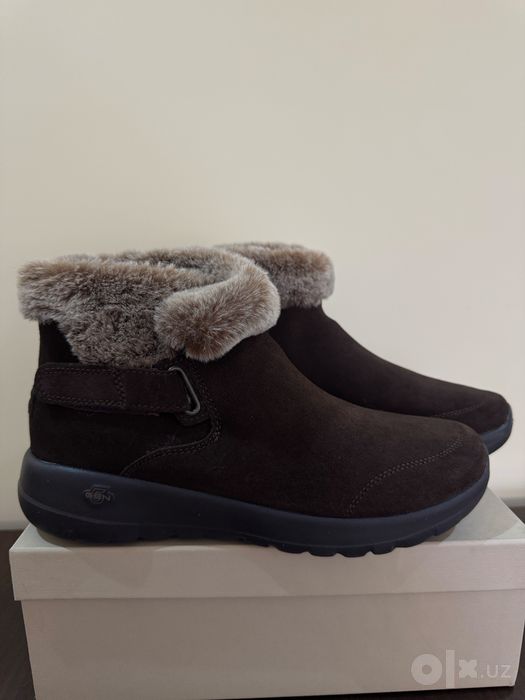 Сапоги -SKECHERS. Состояние :новое Размер:40 Комфортные и удобные.