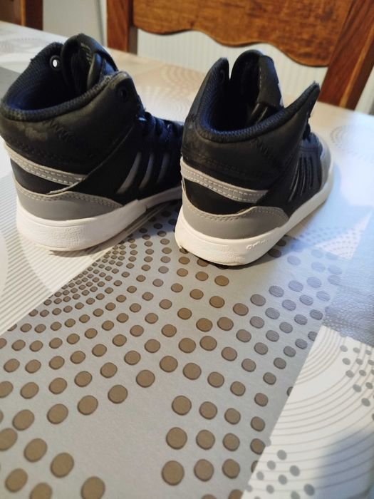 Маратонки Адидас