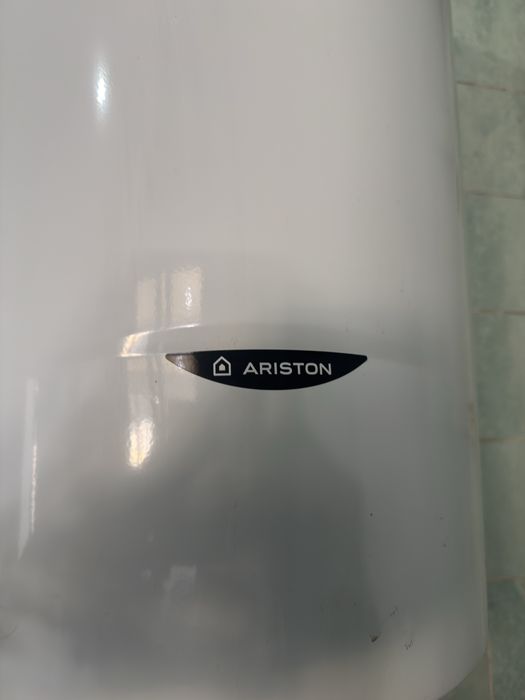 Бойлер Ariston 100л