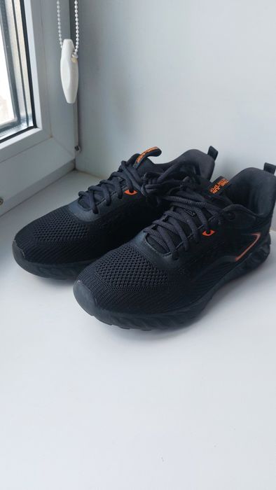 Продам мужскую обувь