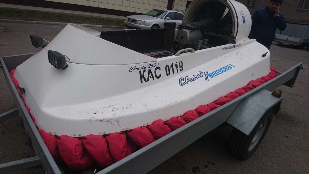 Легковой прицеп ЛАВ 81012С