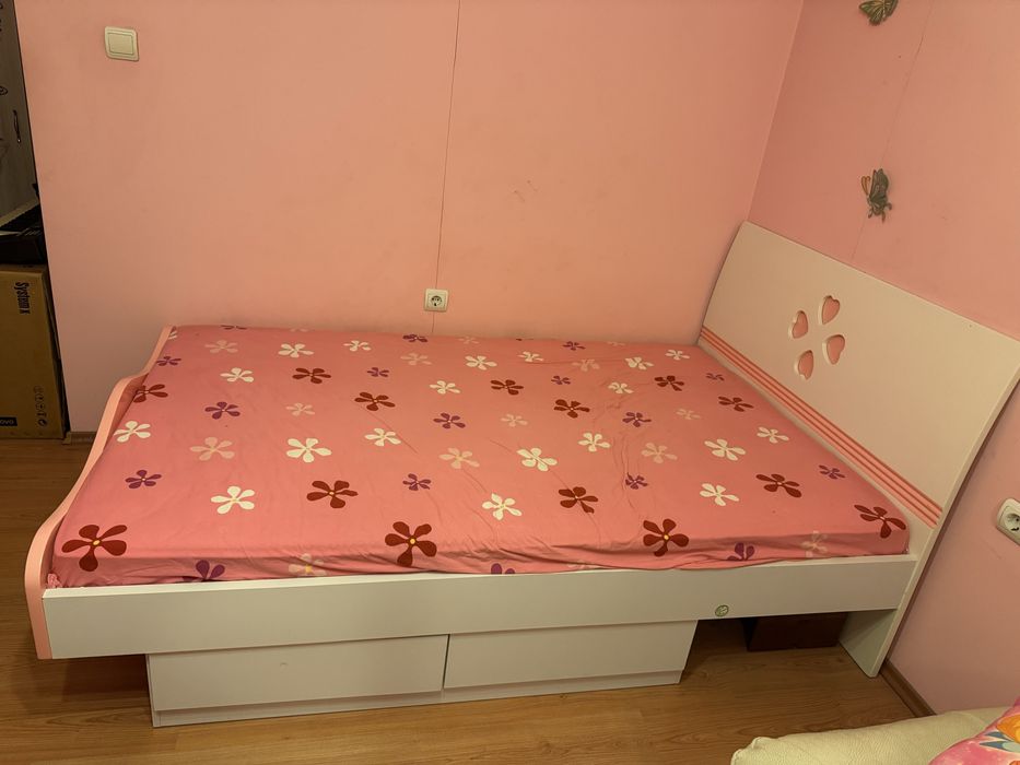 Розова детска стая-легло + 2 секции