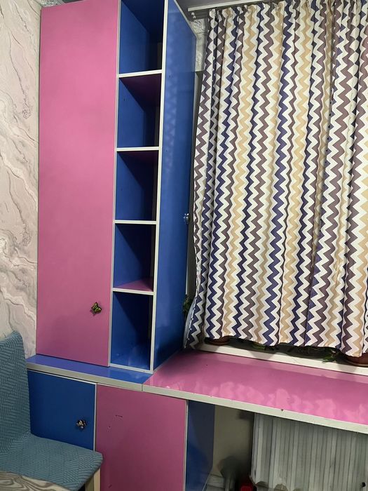 Шкаф в хорошем состояние