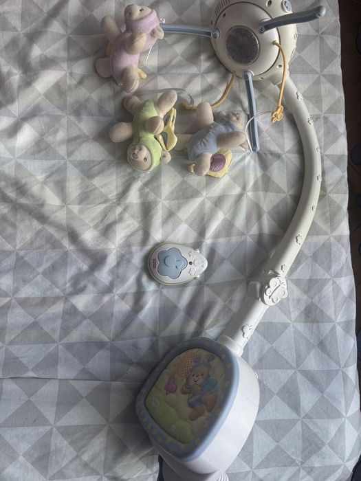 Детска играчка за легло