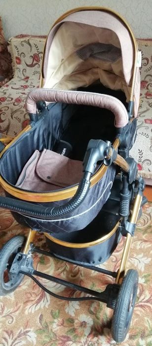 Коляска детская с амортизатором