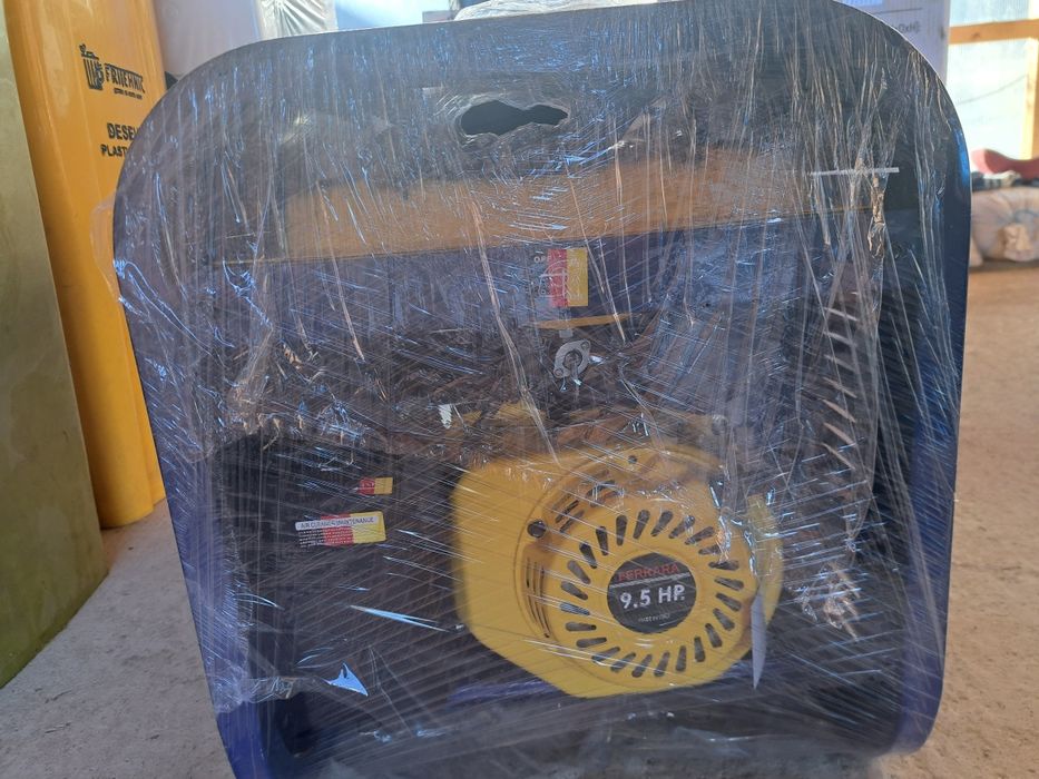 Vând generator și pompa de apa