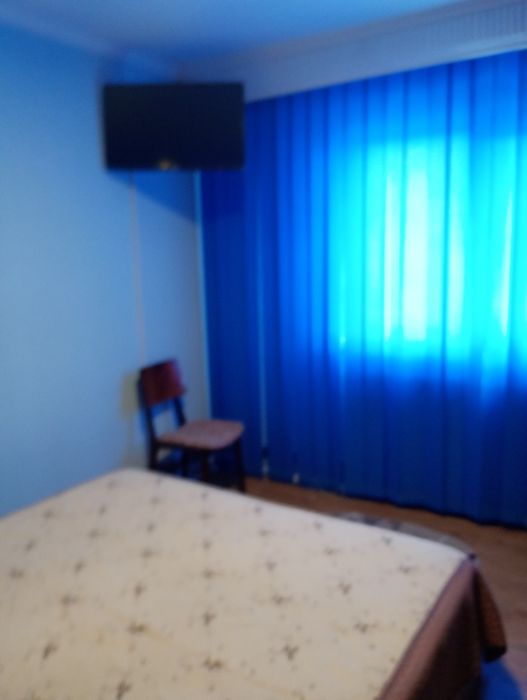 Închiriez o camera la apartament Pitesti