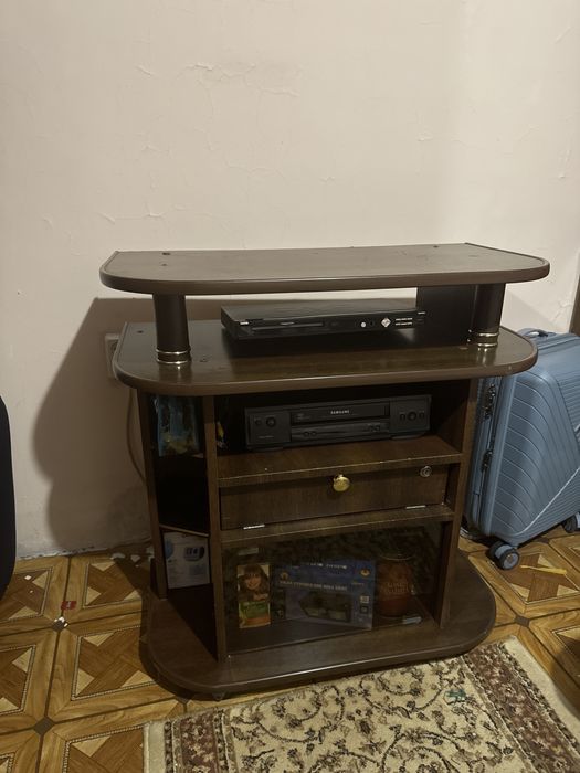 Подставка под тв