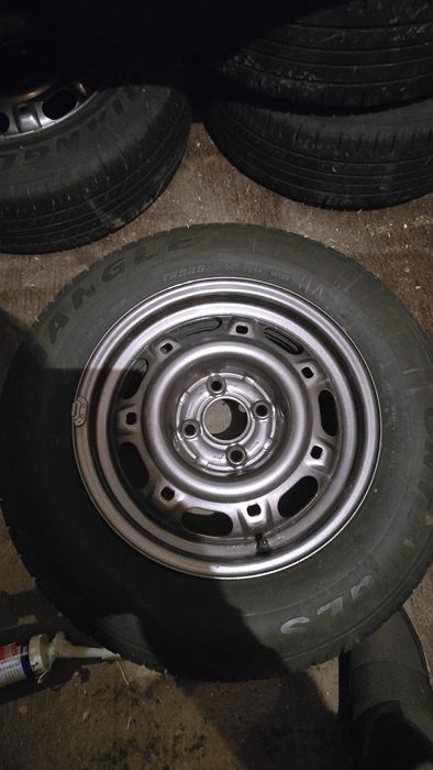 Резина летняя с диском 4шт.