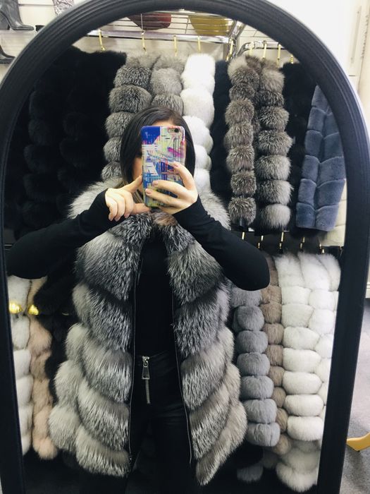 Vesta din blana naturala de vulpe argintie